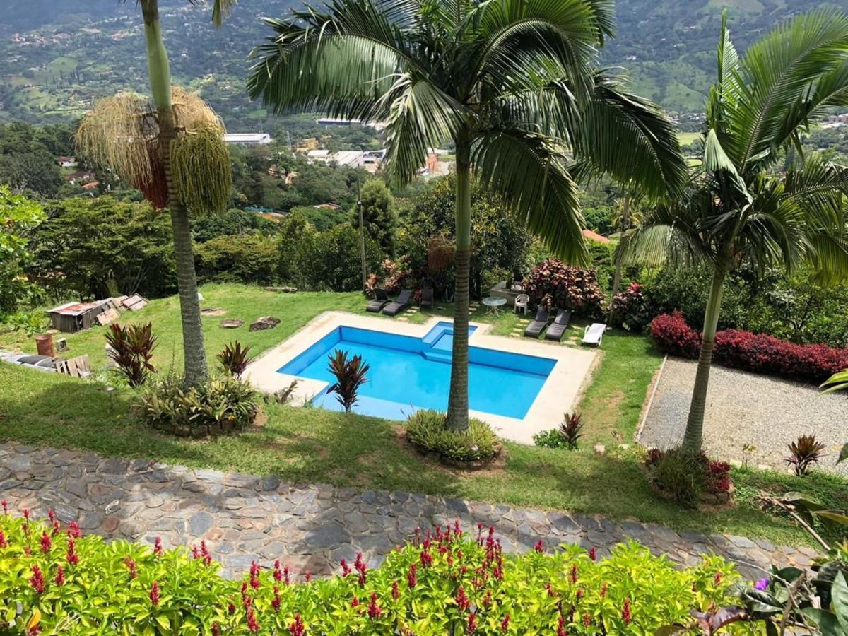Finca Hotel Tierra Verde Girardota Eksteriør billede