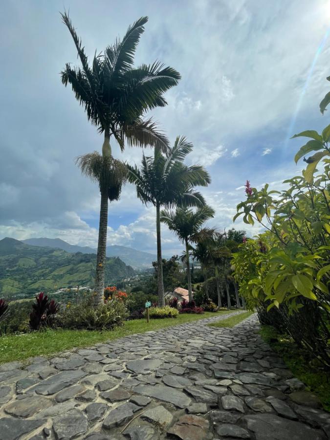 Finca Hotel Tierra Verde Girardota Eksteriør billede