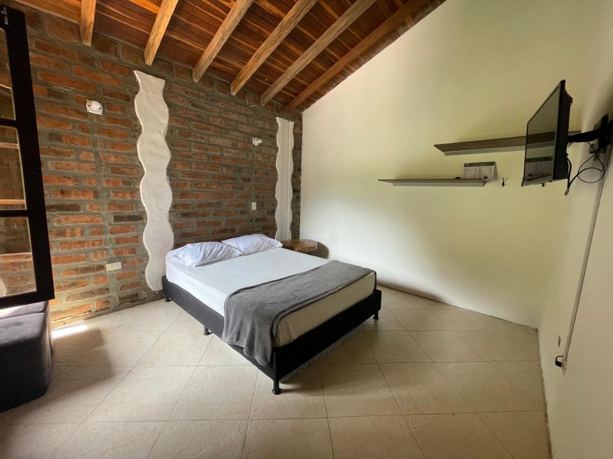 Finca Hotel Tierra Verde Girardota Eksteriør billede