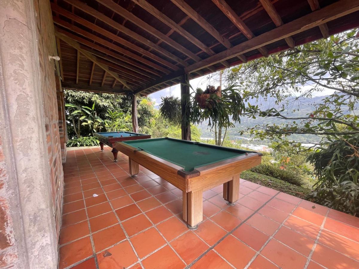 Finca Hotel Tierra Verde Girardota Eksteriør billede